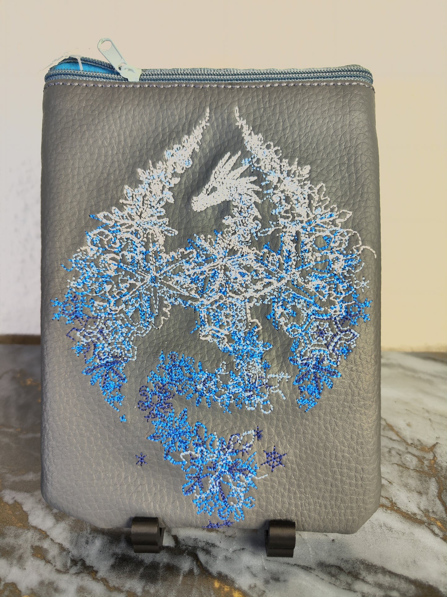 Eisdrache - EBook-Reader-Tasche