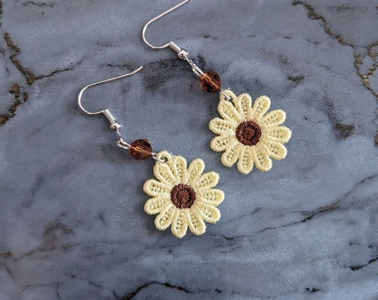 Lace Blüten-Ohrhänger